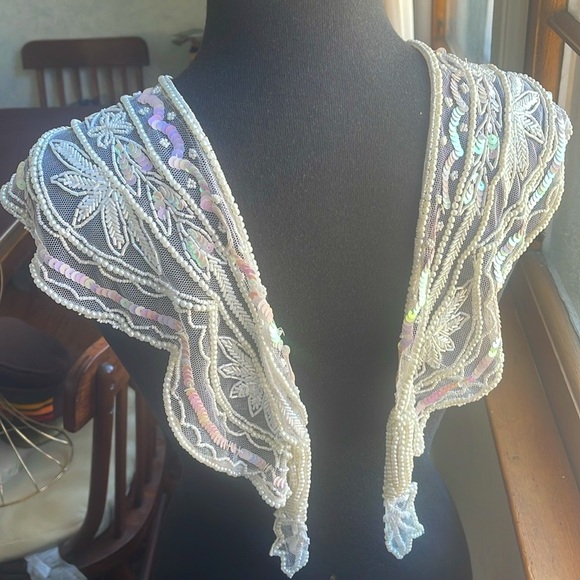 #Beaded Collar - Picture 2 of 9